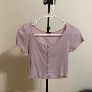 BRANDY MELVILLE LAVENDER SHORT SLEEVE TOP
